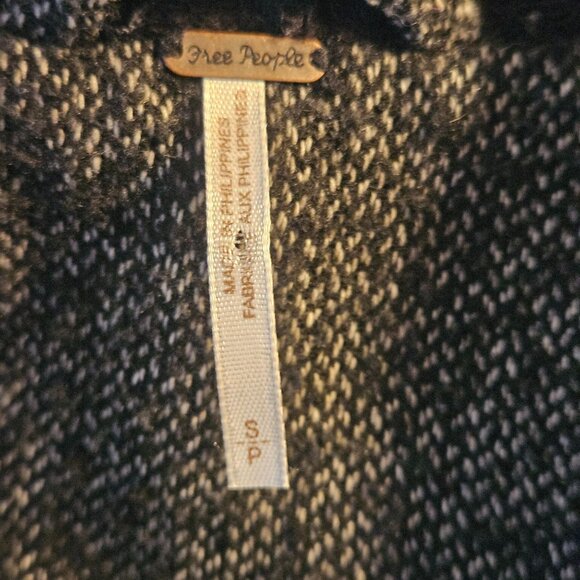 Free People Women’s Tweed Hoodie Jacket Gray S – Layered Cozy Indie Aesthetic - Picture 4 of 11